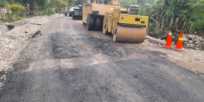 Waduh! Pekerjaan Jalan Tahun 2023 Senilai 3,74 M Di Malaka Baru Diaspal Sepotong